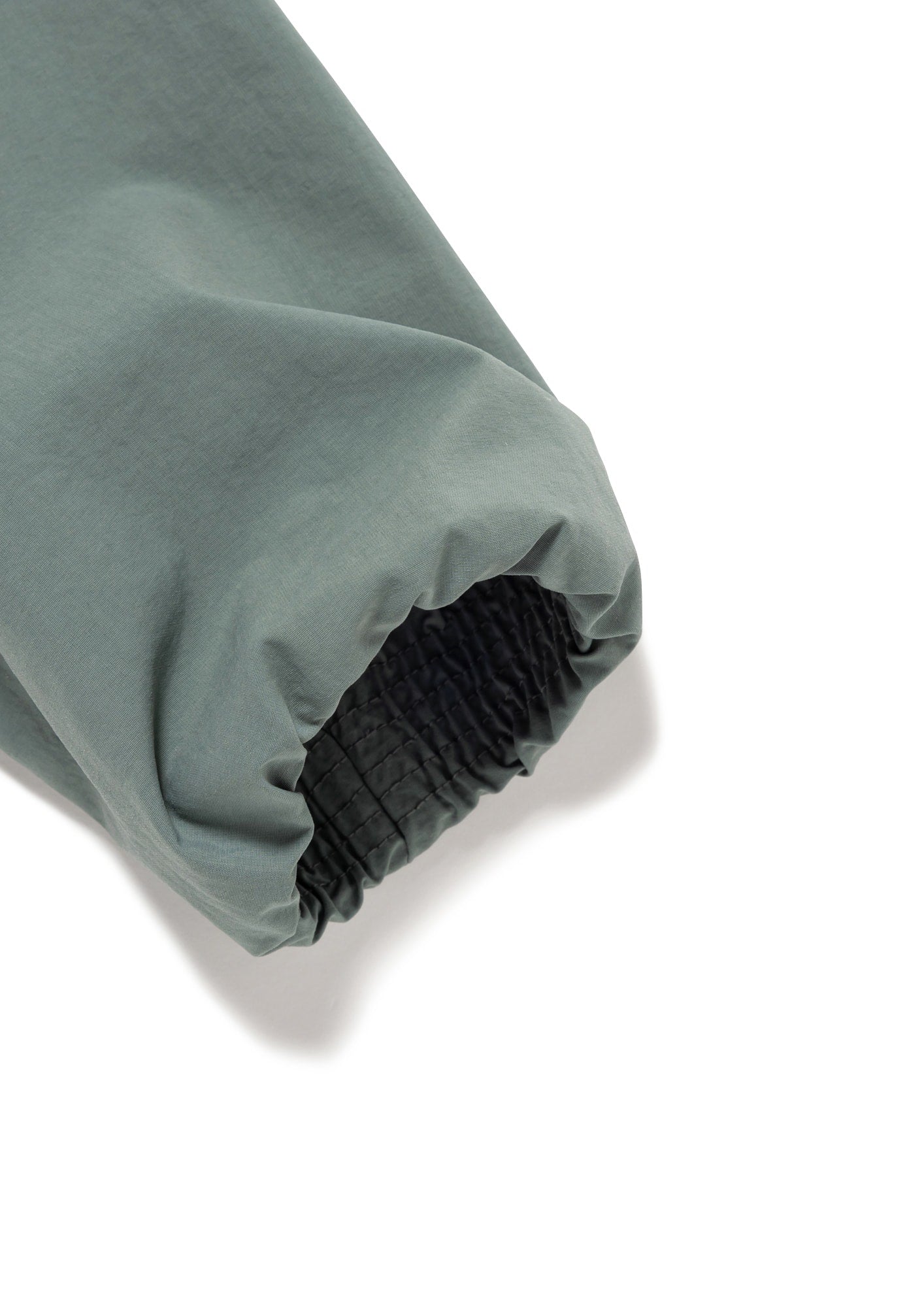 TRACK / JACKET / NYLON. TUSSAH. PERTEX®