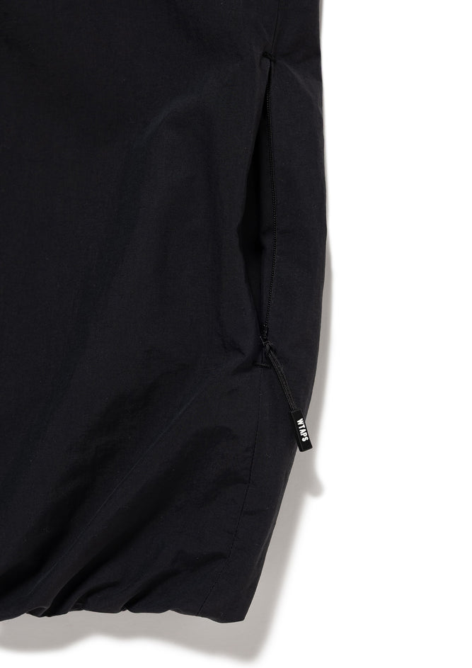 TRACK / JACKET / NYLON. TUSSAH. PERTEX®