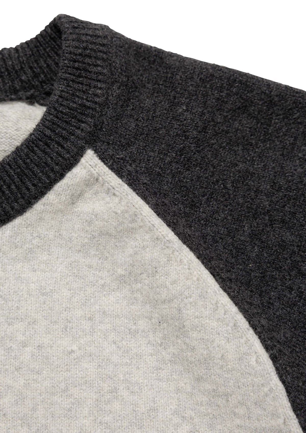 IAN / SWEATER / NYCO