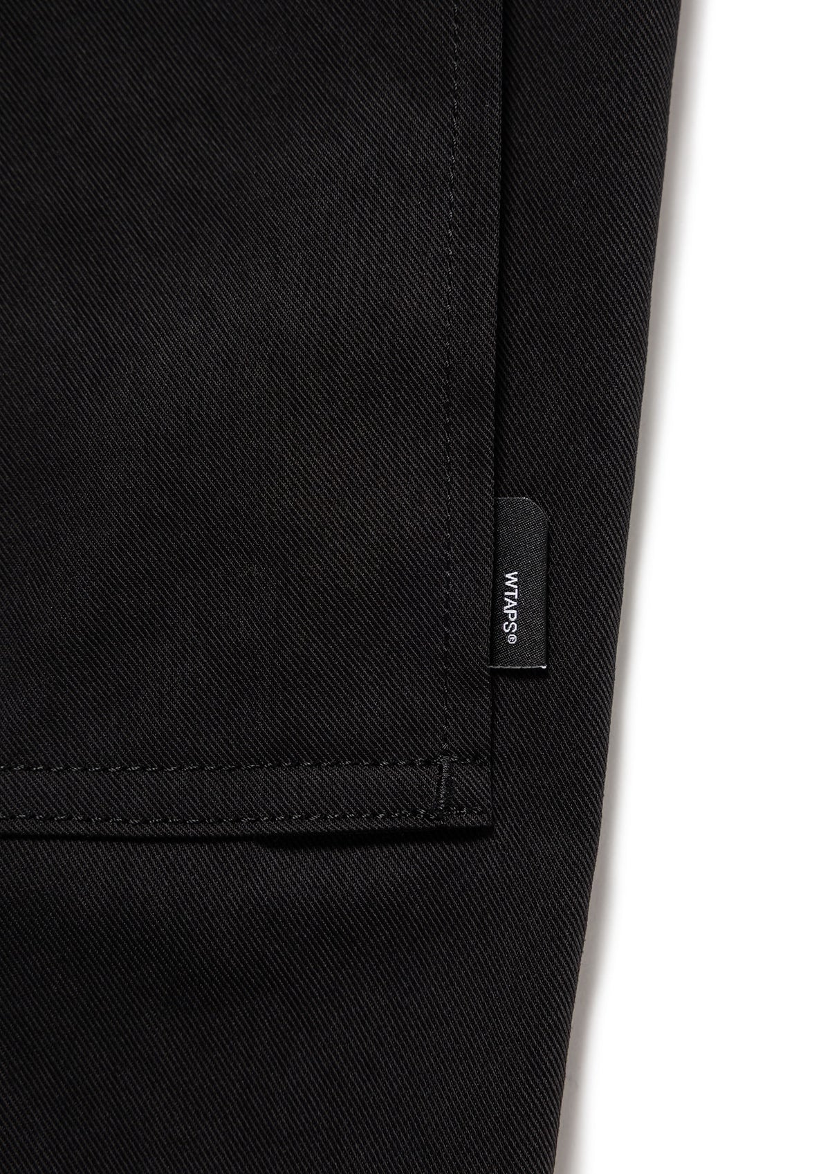 FALL / TROUSERS / NYLON. TWILL