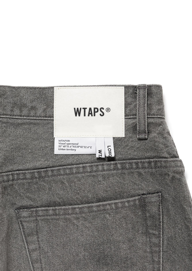BLUES / TROUSERS / COTTON. DENIM