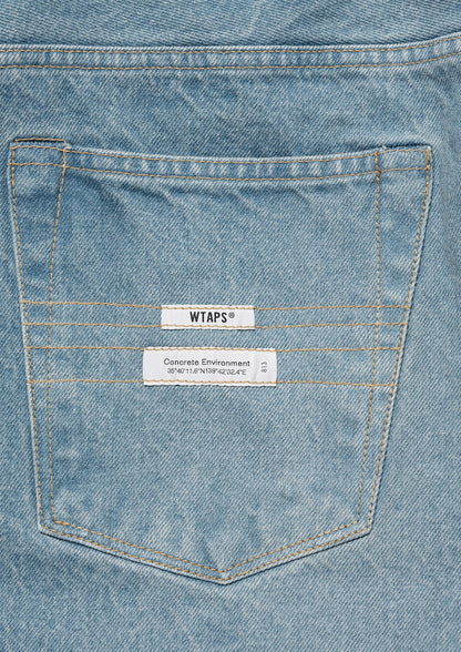 BLUES STRAIGHT / TROUSERS / COTTON. DENIM