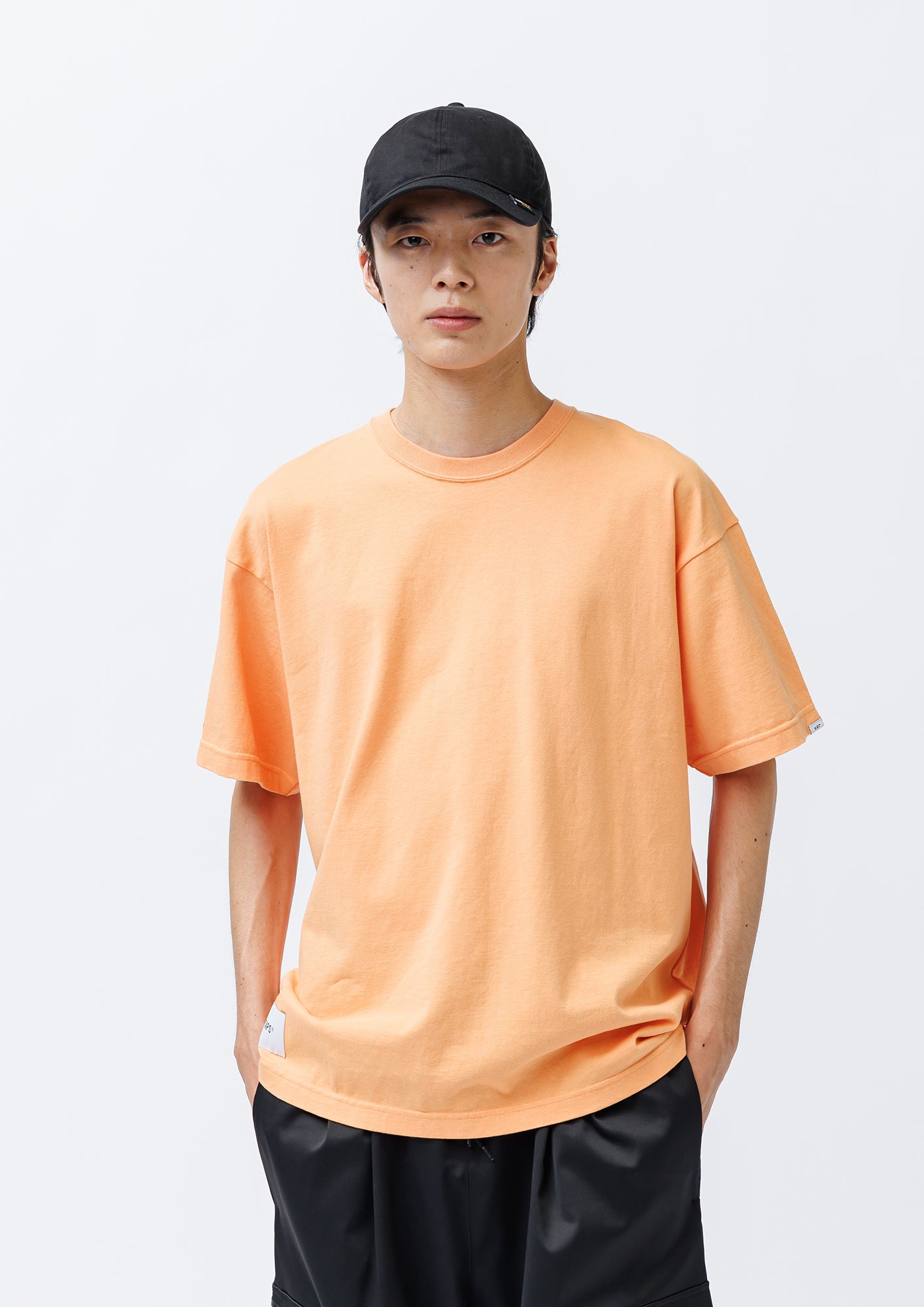 LOOP / SS / COTTON. HWANG YUSUN