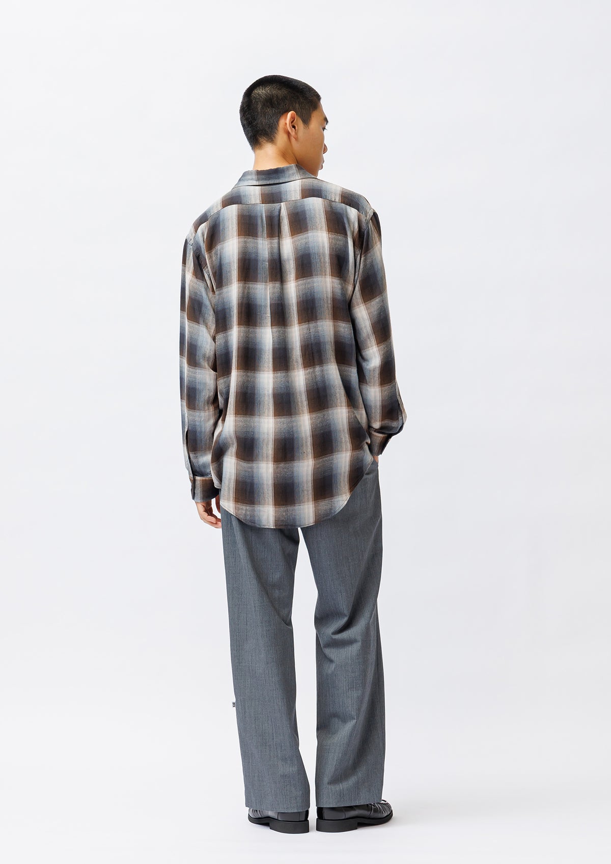 DWINDLE 02 / LS / RAYON.OMBR.TEXTILE.SSZ